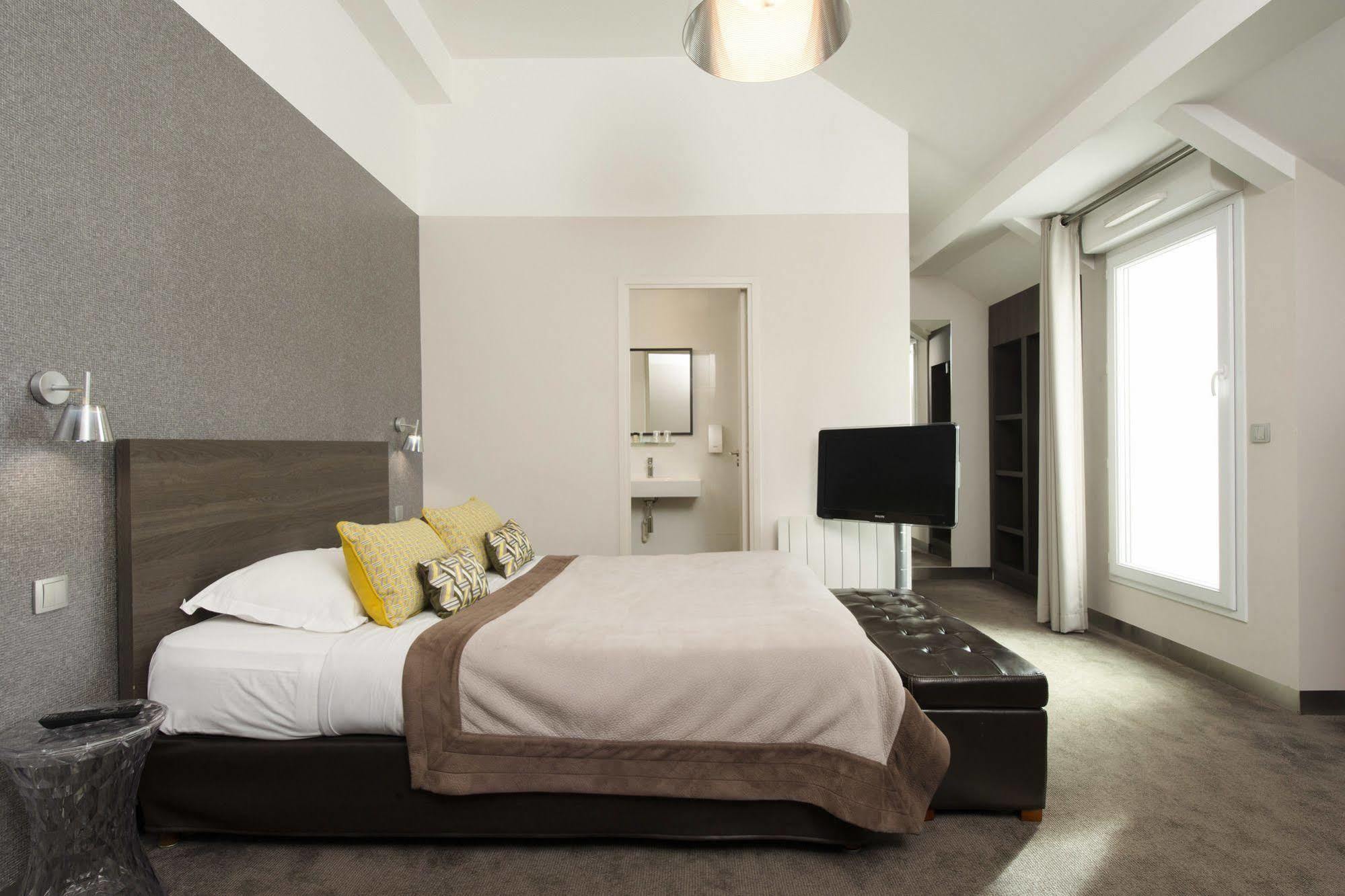 Hotel Western Acadie Paris Nord Villepinte 3*